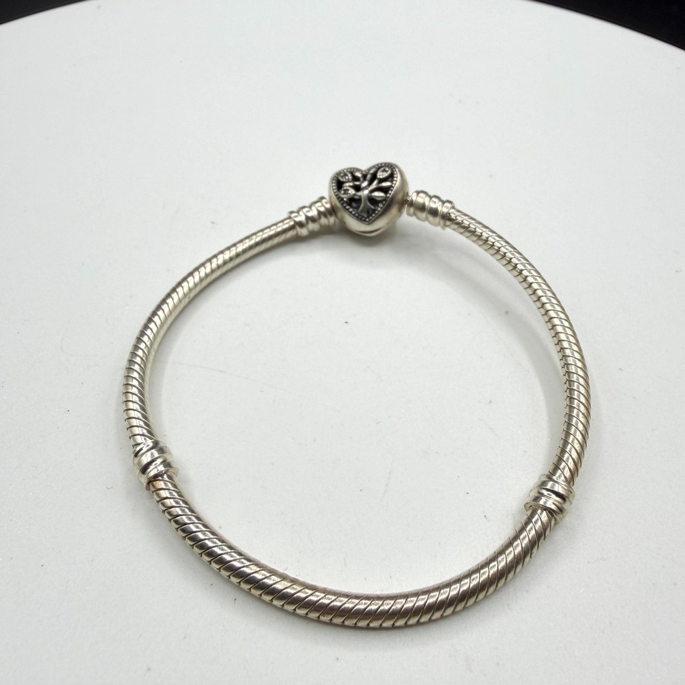 Silver Tone Snake Chain Charm Bracelet Heart Family Clasp European Style Gift